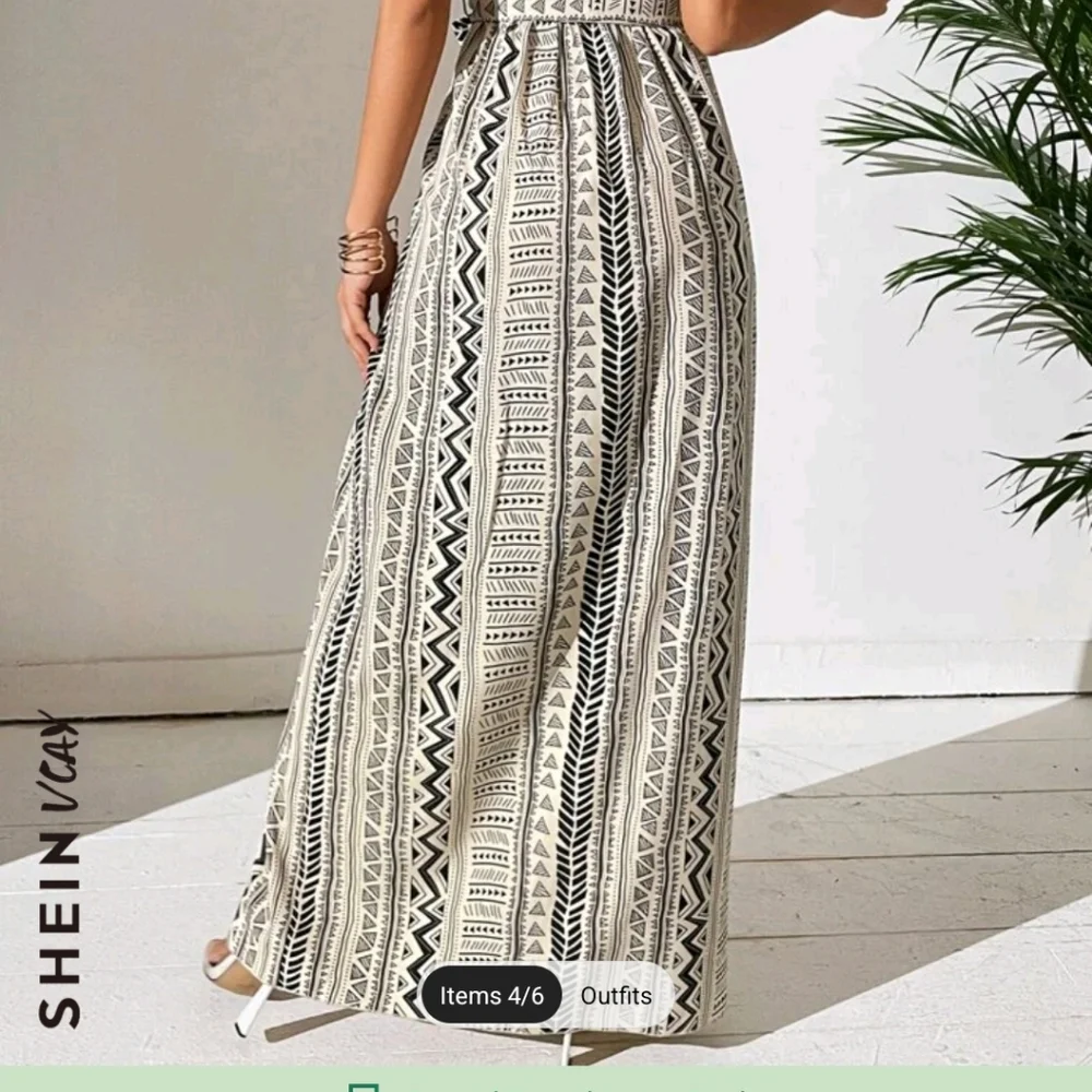 Dress - Picture 2 of 4